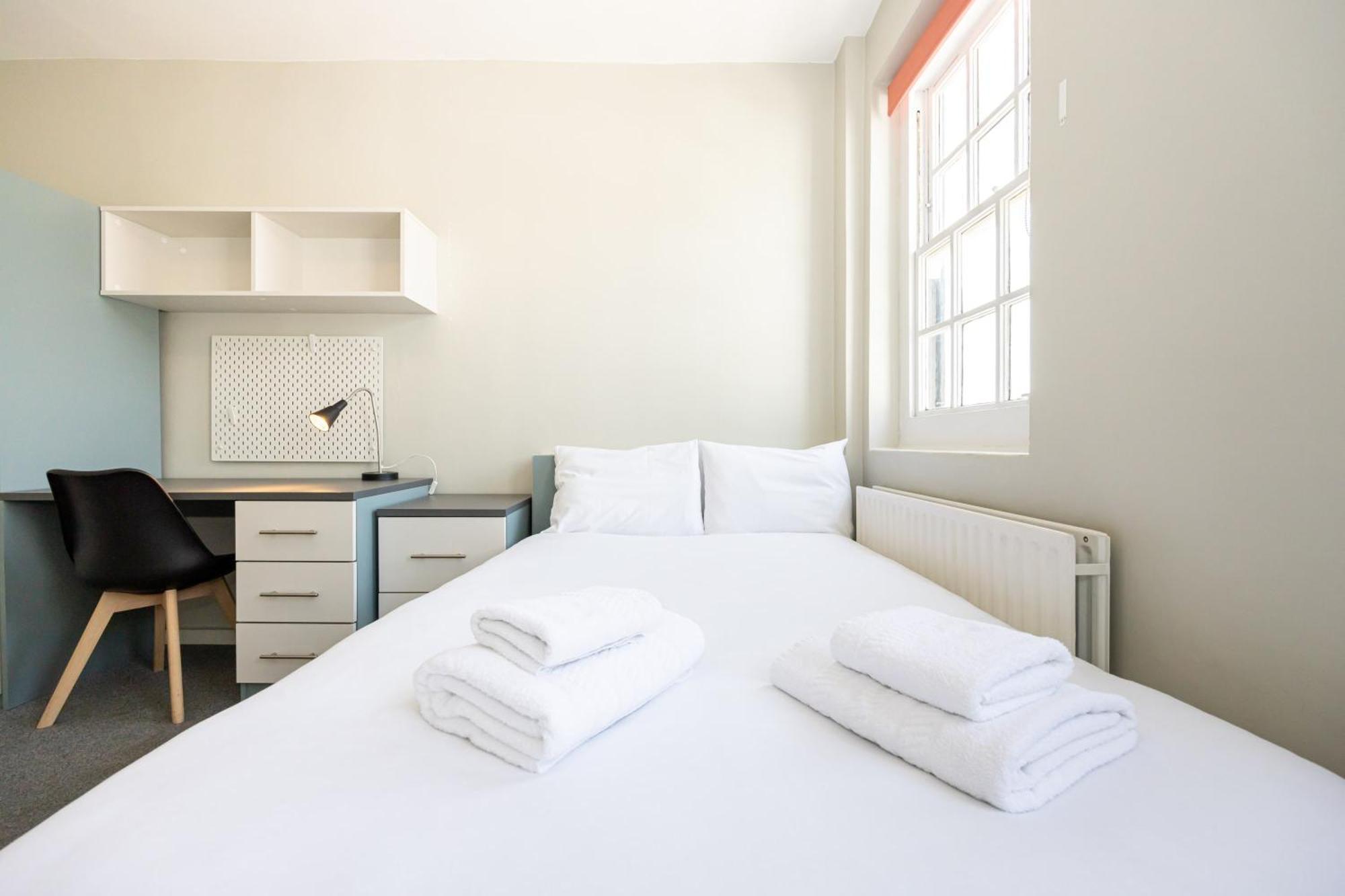 Spacious Room With Shared Facilities London Exterior photo